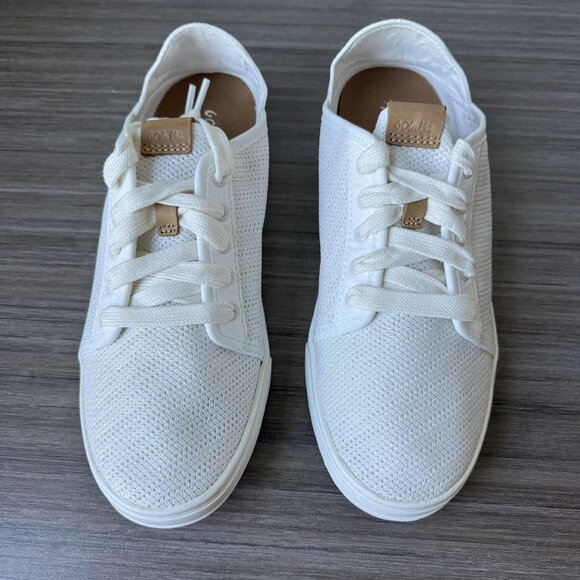 New Olukai Pehuea li Mesh Sneakers Women's  $100 in White - Picture 3 of 16